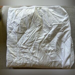 Twin mattress pad/topper